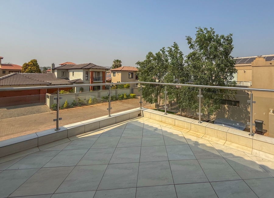 7 Bedroom Property for Sale in Melodie North West